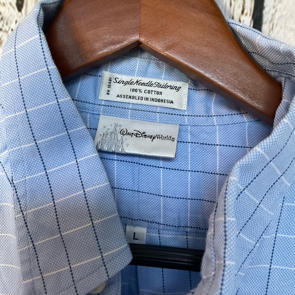 Walt Disney World Embroidered Mickey Mouse Blue Button Down Shirt Large - Picture 3 of 6